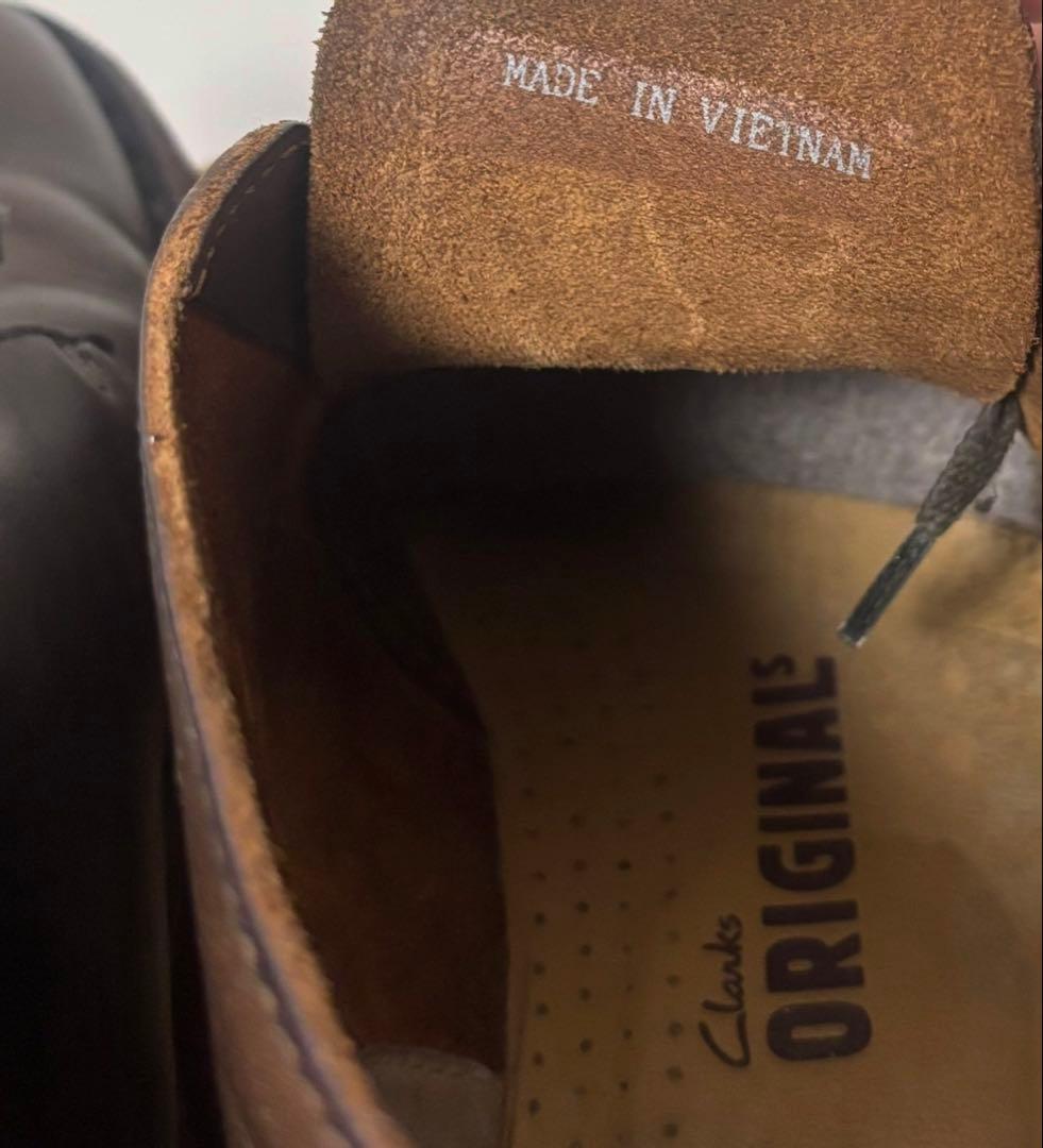 clarks ダークブラウン レザー チャッカブーツ