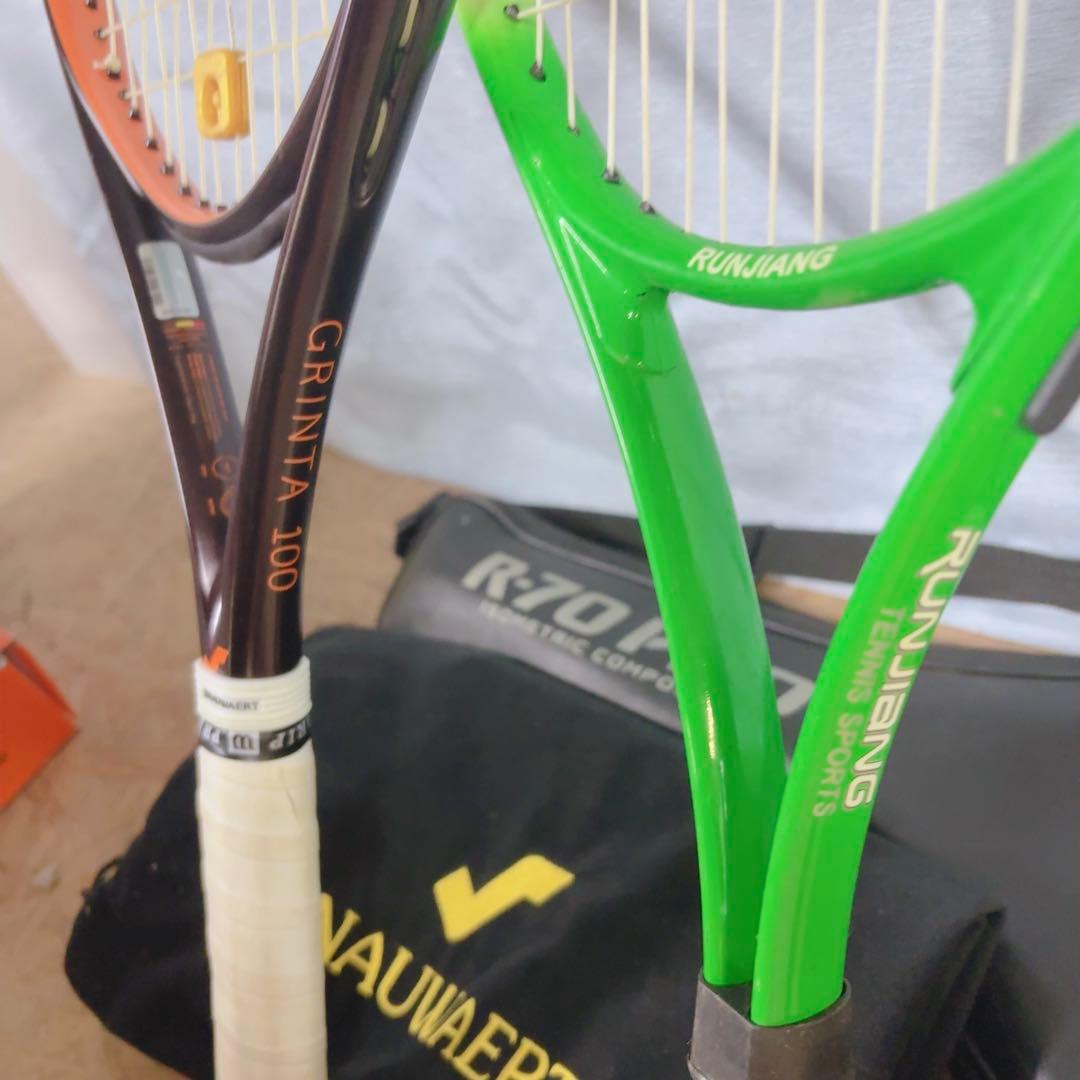 初心者も上級者もウェルカム♪遊べるテニスラケット3本！カラー強めの個性派ラケット