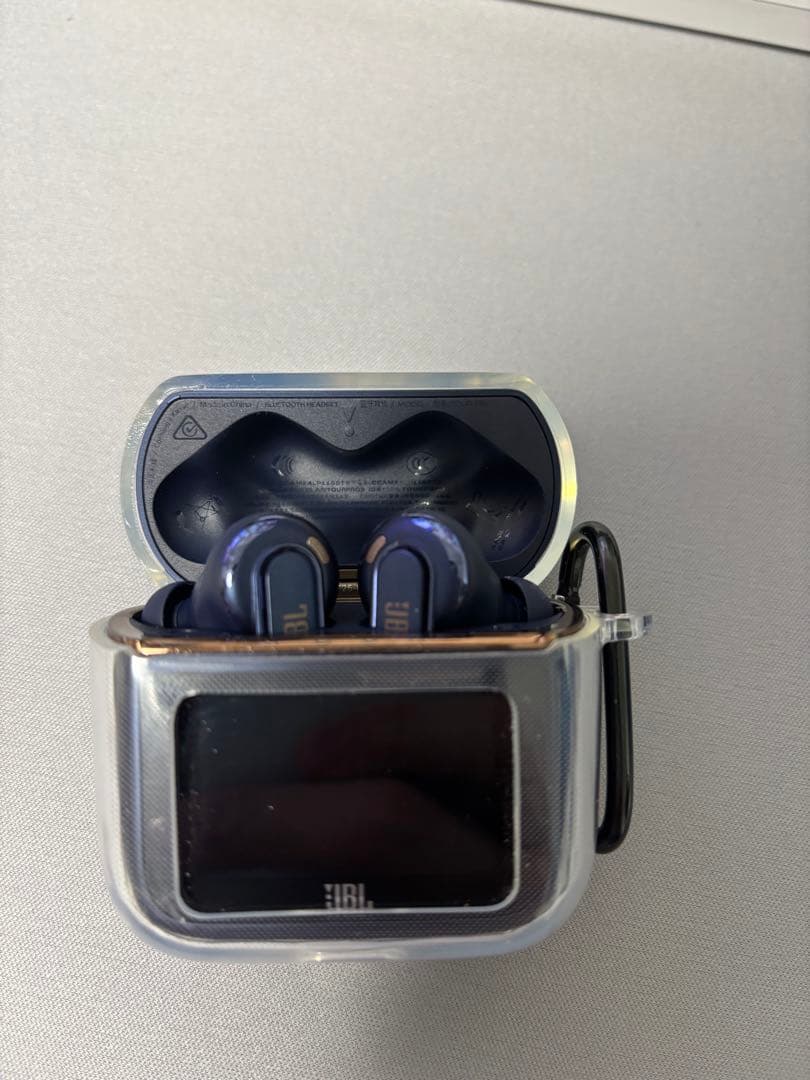 JBL TOUR PRO 3 カバーとフィルム付き