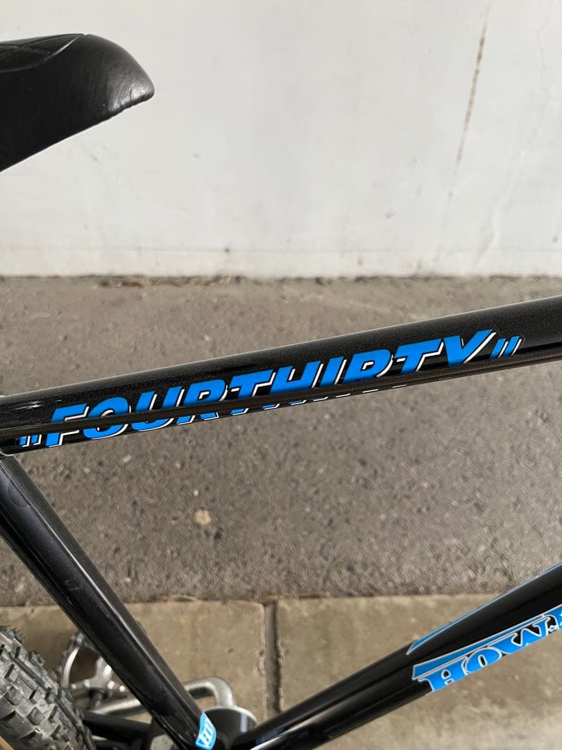 自転車本体 how i roll KICK IT