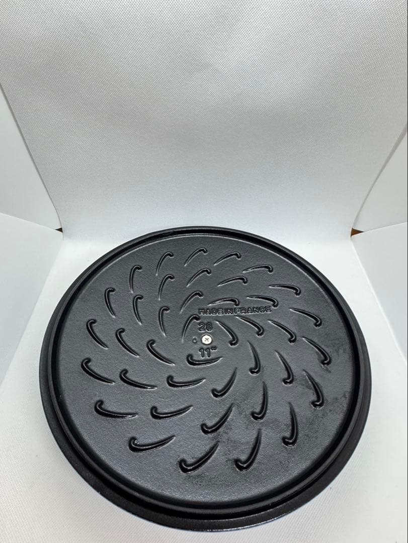 ストウブ　限定カラー　サックスブルー　ブレイザー28