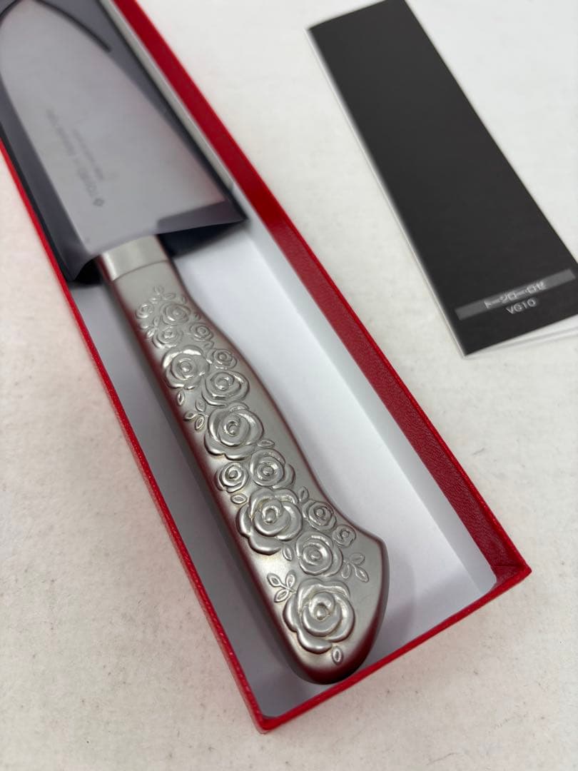 A430 浜田ママプロデュース 使いやすい刀身の包丁 藤次郎 ロゼ 14.5ｃｍ