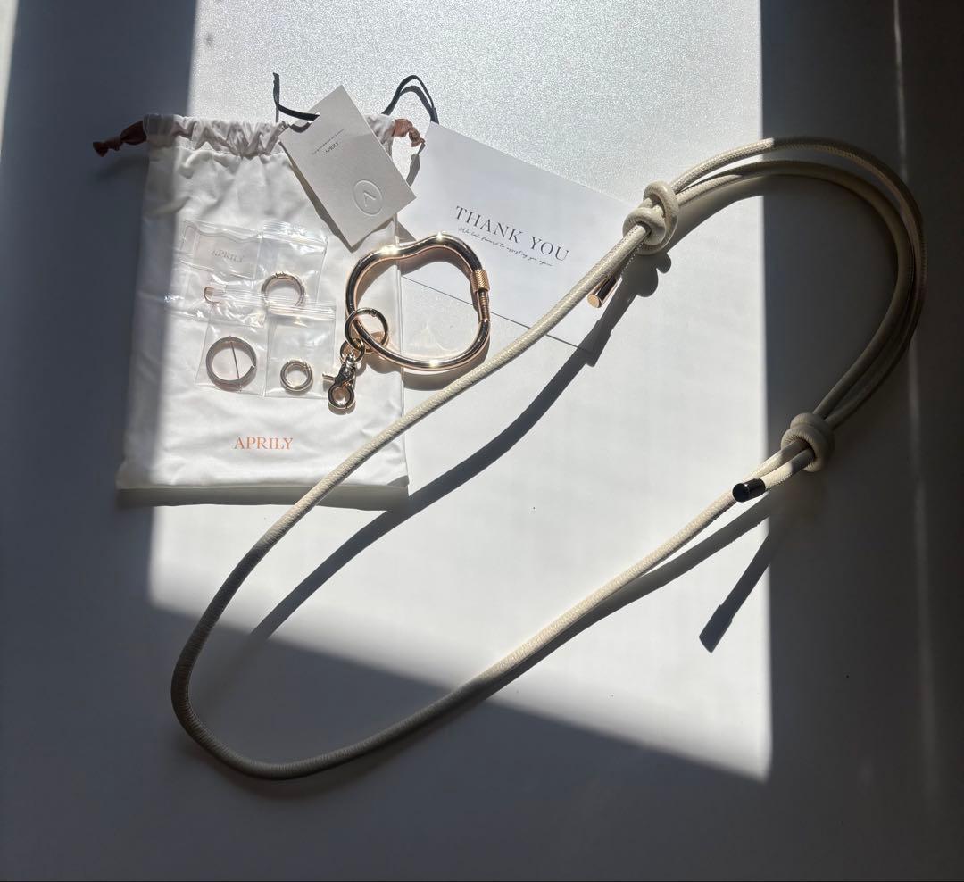 APRILY (アプリリー)マリアージュシリーズ　携帯　ストラップ