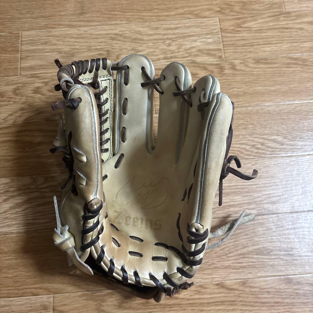 お*ん様 Zeems軟式グローブ 右手用 ベージュ