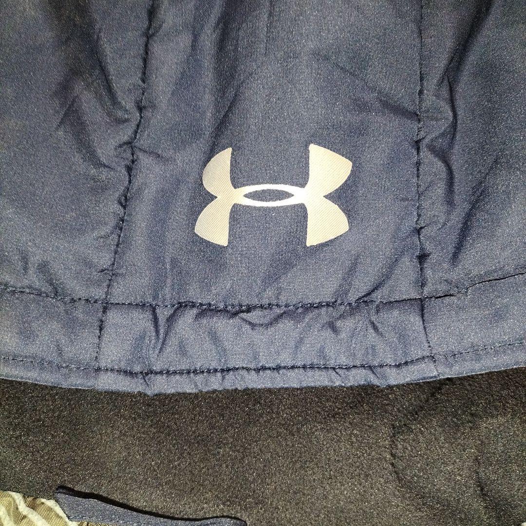 ひまわり　Lサイズ 美品【アンダーアーマー】ベンチコート 中綿入り 軽量＆