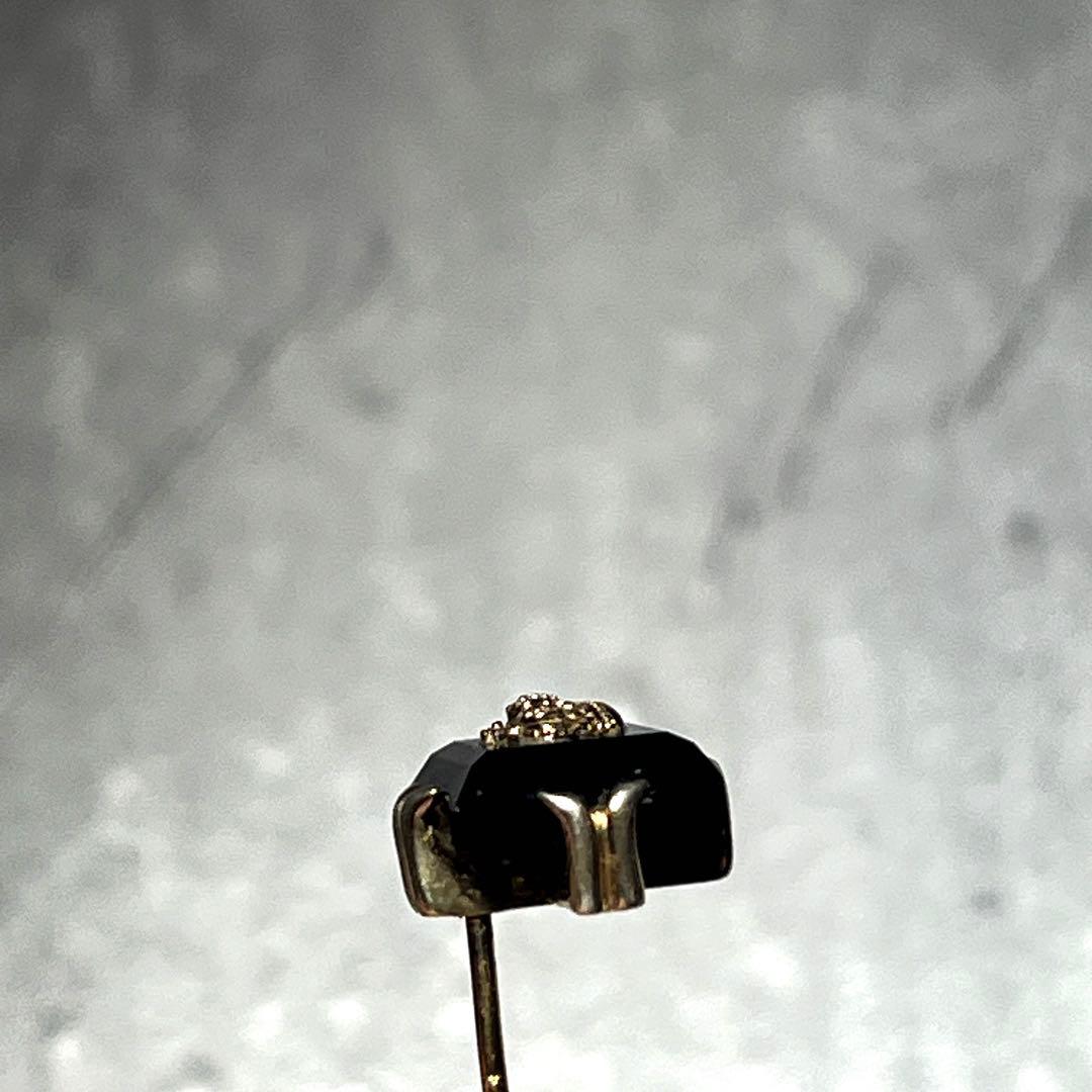 ギャラ付きJUSTIN DAVIS BLACK ICEピアス　ゴールド　k18