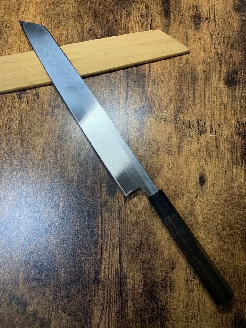 【正本総本店】　切付　本焼　尺一寸　包丁　黒檀水牛八角柄　鞘付