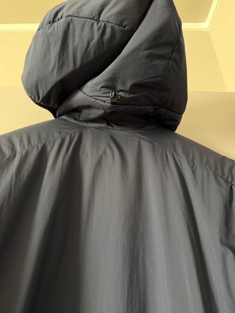 ☆タグ付新品未使用☆アークテリクス アトムフーディ