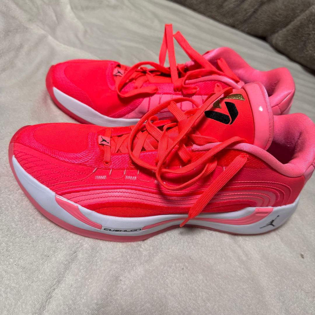 ジョーダン Luka 4 PF HCERKA