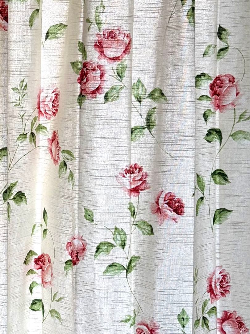 シ*子様 ローラアシュレイ花柄クリーム色カーテン