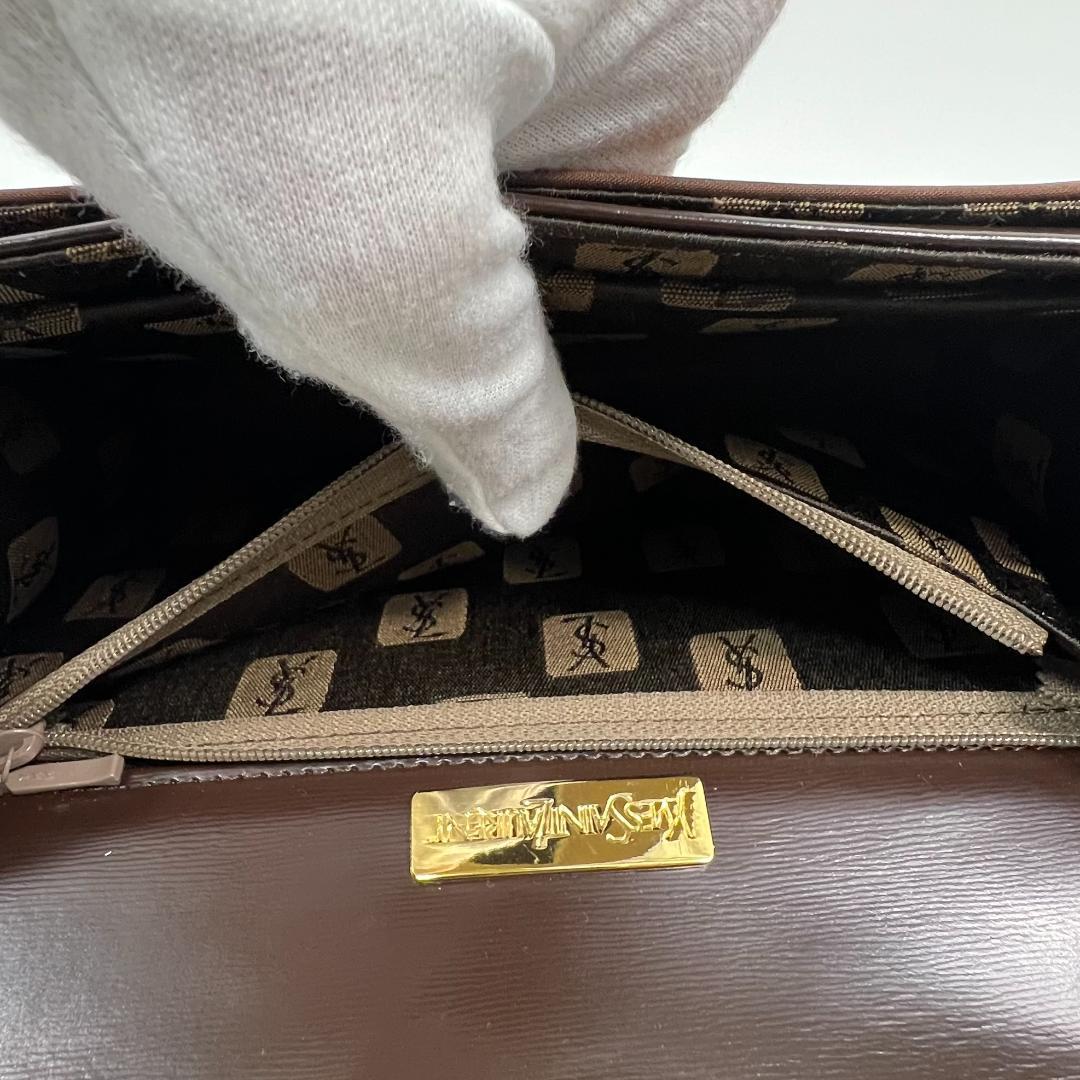 イブサンローラン ショルダーバッグ レザー ブラウン MBZ219