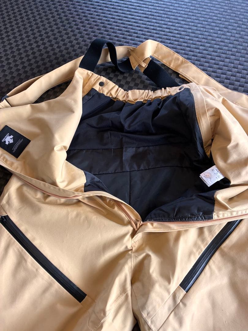 DESCENTE デサント スキーウェア 2023 2024モデル 上下セット