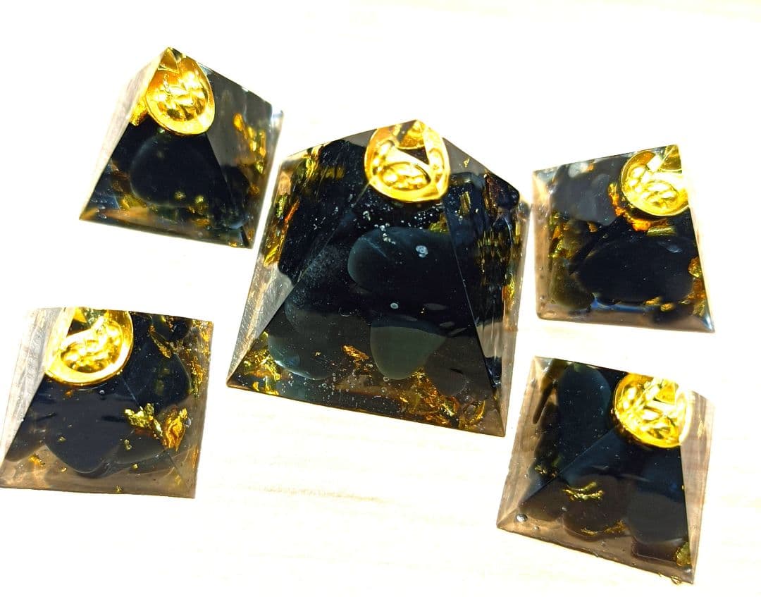 Neko　開運絵画　❀結界オルゴナイト❀