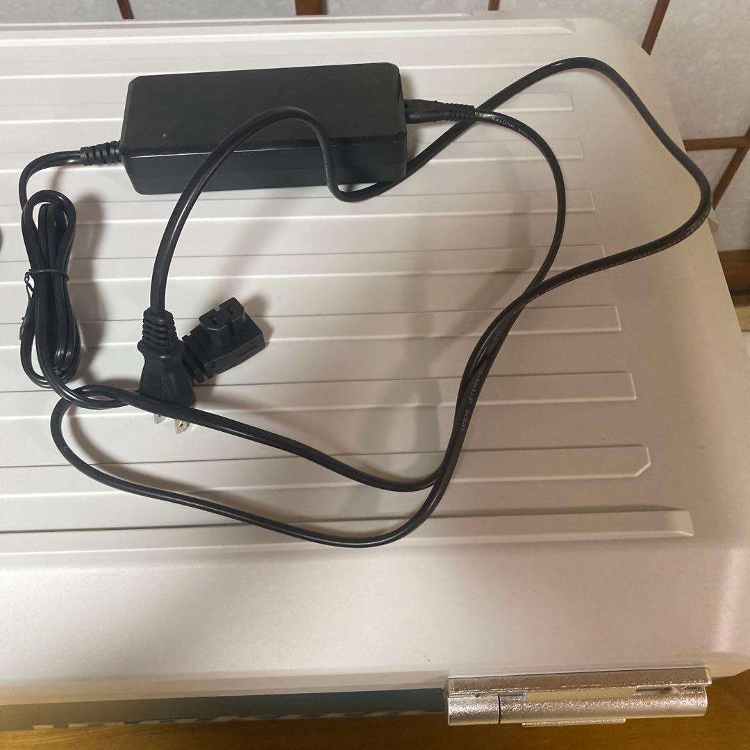 マキタ　充電式保冷温庫　CW002GZ 50L