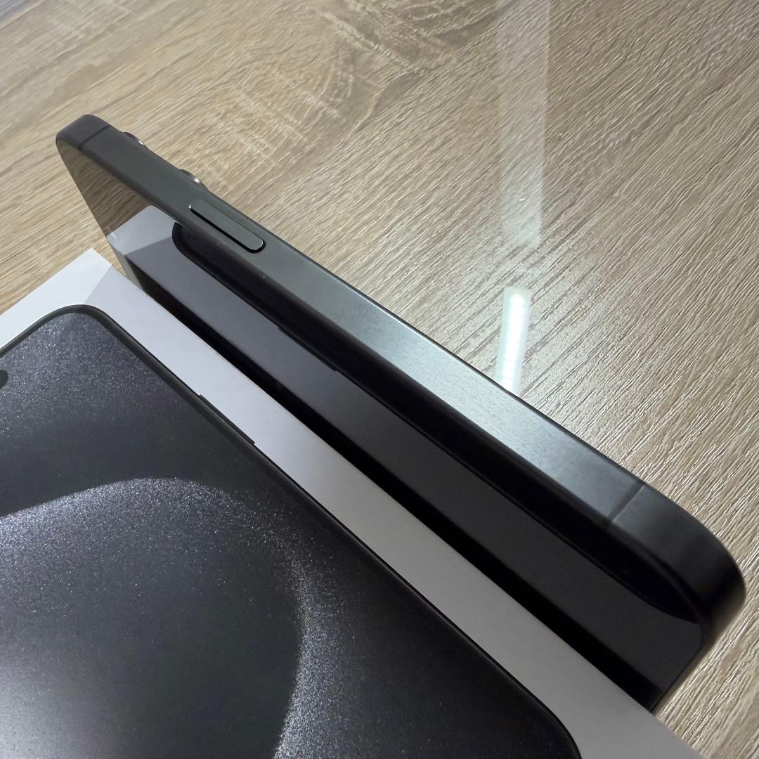 【値下げ中】iPhone15Pro 128GB ブラックチタニウム