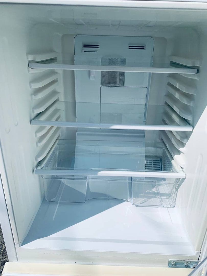 ✅ユーイングノンフロン冷凍冷蔵庫✅ ✅UR-F110F