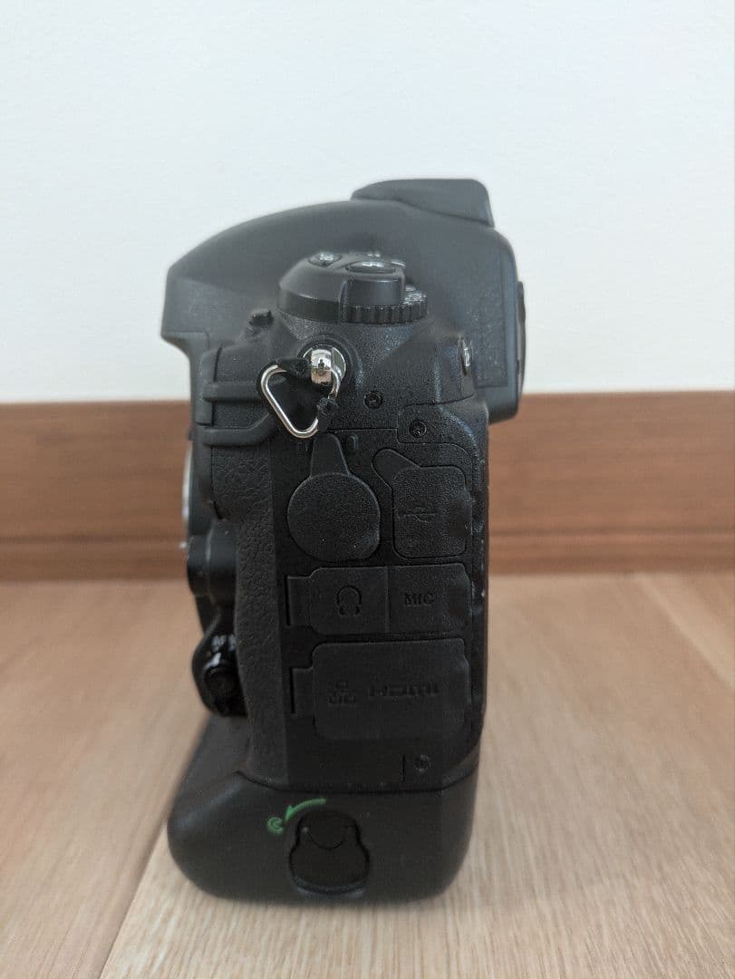 Nikon D4 デジタル一眼レフカメラ