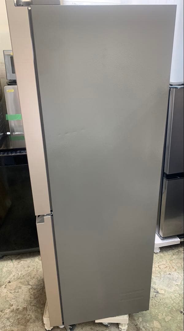 j136 東京神奈川埼玉　送料無料！ Haier 冷蔵庫 201L 2ドア