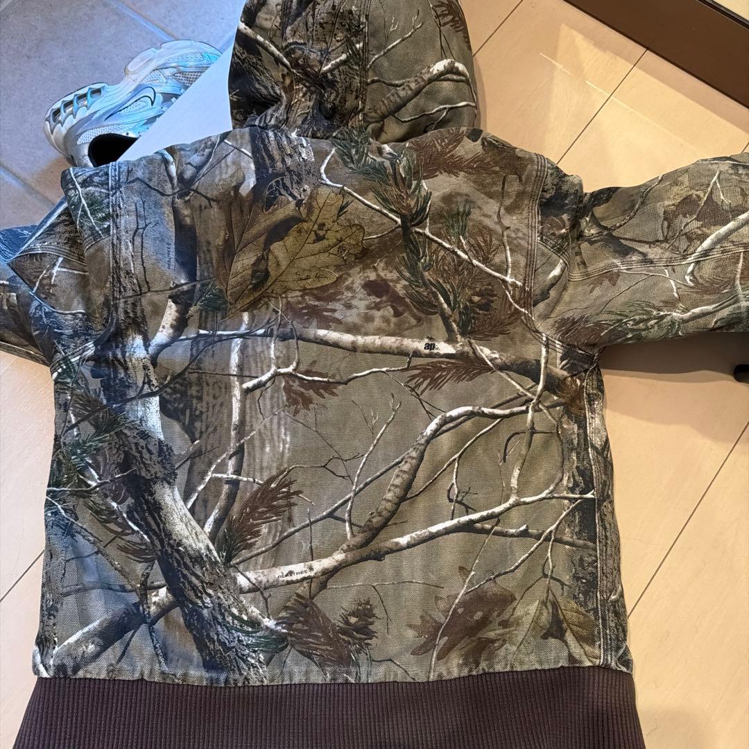 Carhartt アクティブジャケット リアルツリー