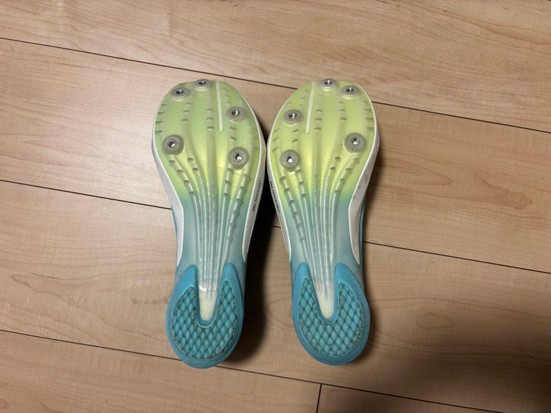 アディゼロ　アンビション28.0センチ