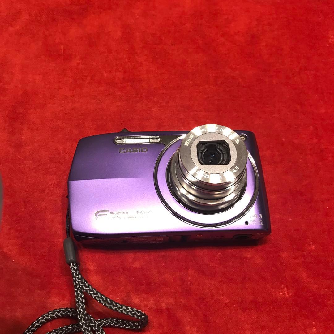 美品　カシオ CASIO EXLIM EX-Z2000 パープル デジタルカメラ