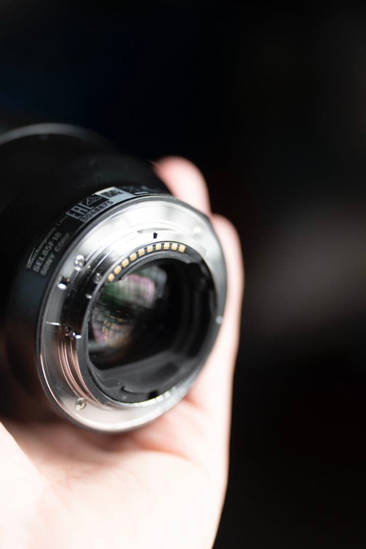 Sony FE 85mm F1.8 レンズ 本体