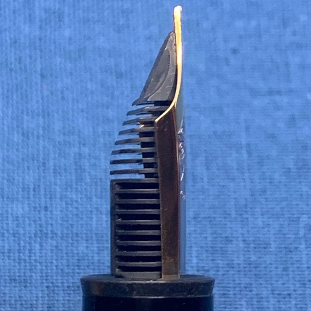 モンブラン　149 中白18K B太字 ヘミングウェイ芯　マイスターシュテュック