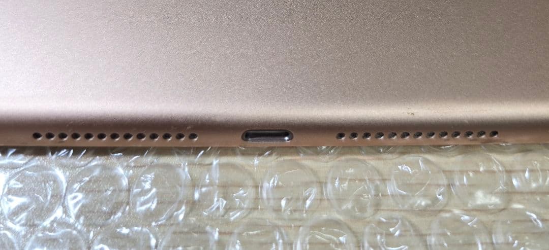 p*p様 比較的美品■iPad 7◼️Wi-Fi版◼️バッテリー極良品◼️125