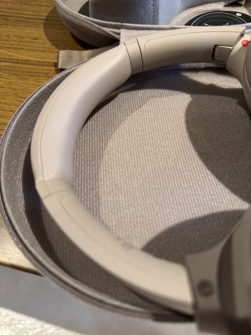 【美品】SONY WH-1000XM4 ワイヤレスヘッドホン グレー