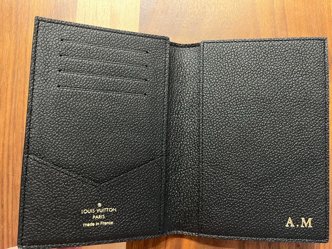 再値下げしました【美品】LOUIS VUITTON パスポートケース