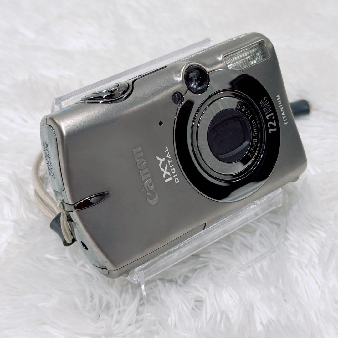 Canon IXY Digital 2000IS チタニウム デジタルカメラ