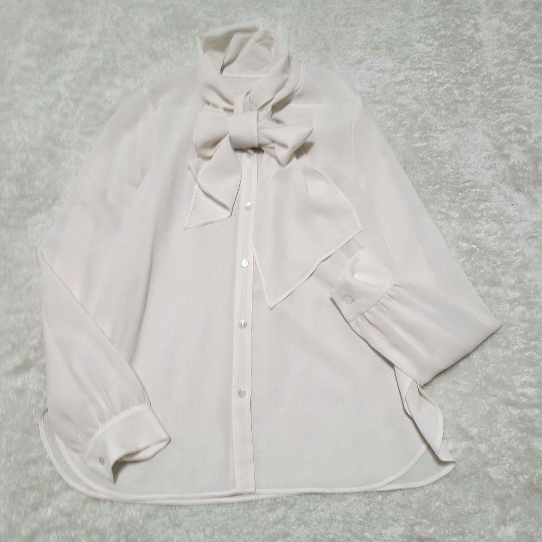 【美品】2024年製　ガリャルダガランテ　フィネスボウタイブラウス　とろみ素材