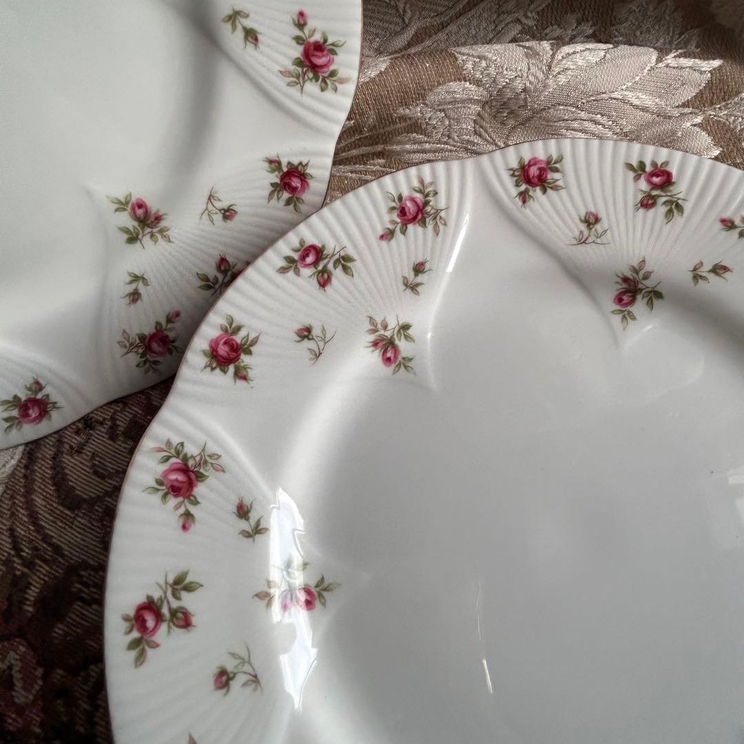 英国製  Rosalie可憐な花びらデザートプレート5枚