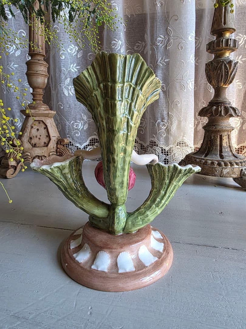  ウェッジウッド フラワーベース 花器 花瓶 フィギュリン