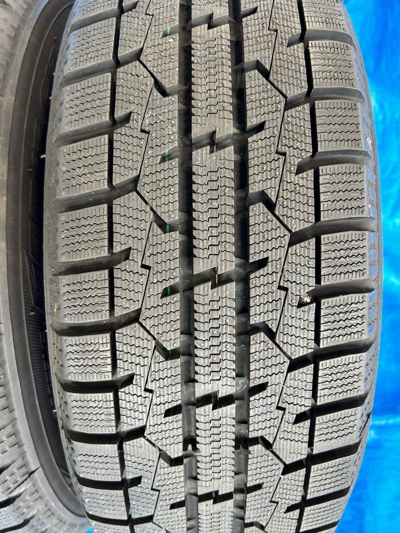 185/60R15 スタッドレス4本セット　シエンタ等に！2023年製造　バリ山