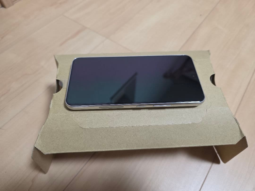 【新品交換品】Galaxy S22 SC-51C 256GB ホワイト ドコモ