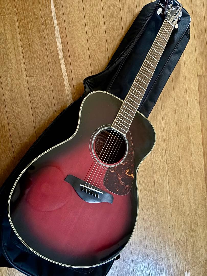 Yamaha アコースティックギター レッドグラデーション☆花☆