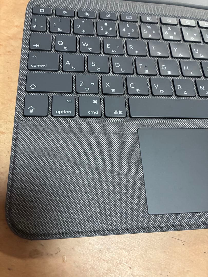 【美品】Logicool Combo Touch（第10世代用iPad用カバー）