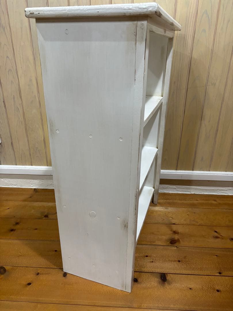 カントリー家具　ハンドメイド　シャビーホワイトアンティーク仕上げ　3段棚