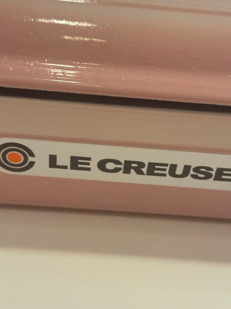LE CREUSET 鋳鉄製 両手鍋 ピンク 約24cm