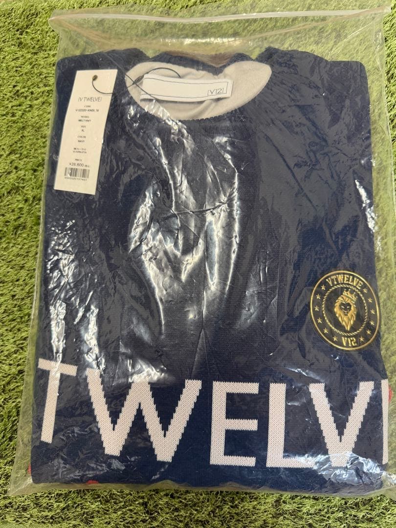 ¥28,600新品正規品【V12/XL】裏地付きクルーネックニット長袖カットソー