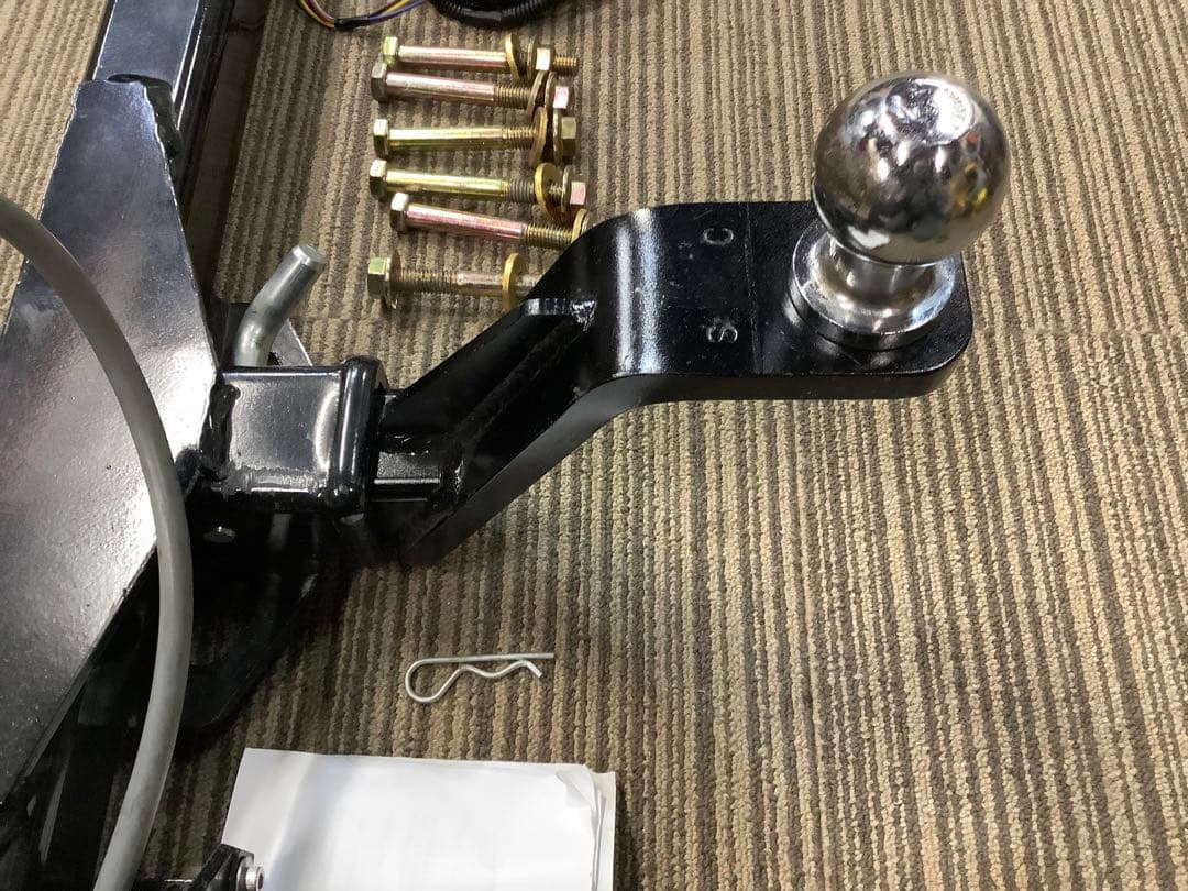 ベンツVクラス220D用ヒッチメンバー　ｗ447