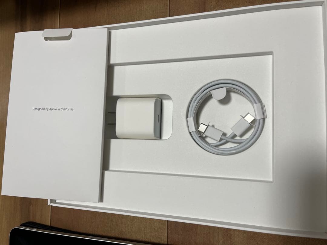 美品　おまけ付き　iPad air 第4世代(2020) 64GB wifi