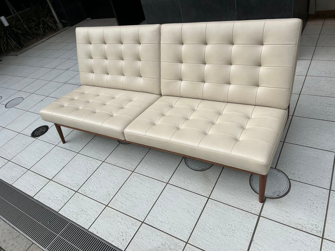 【美品】カリモク レザー　ソファ　WB5003 定価約50万