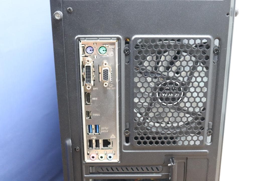 デスクトップPC WIN10 再インストール済 1TB HDD 16GBメモリ