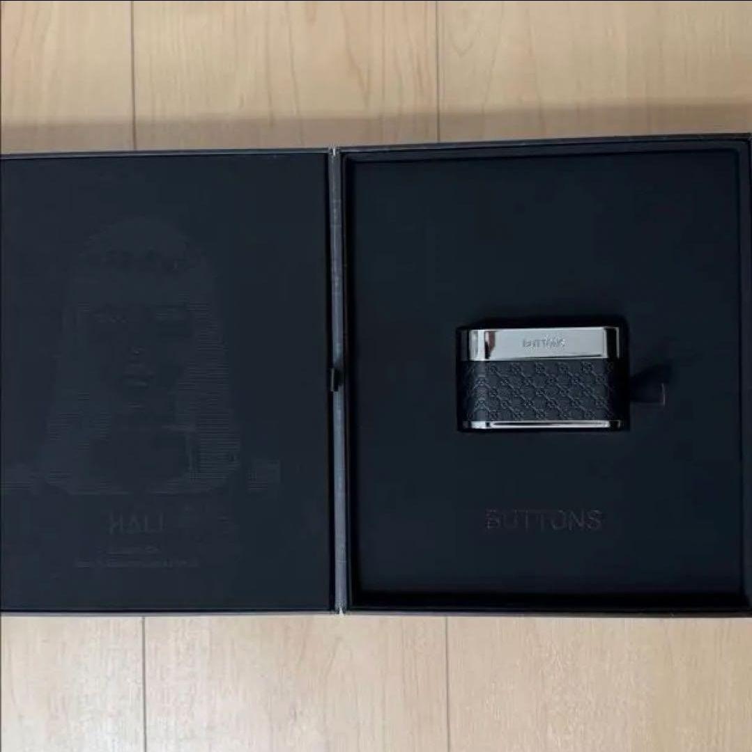 BUTTONS CLIP ワイヤレスイヤホン シルバー・ブラック