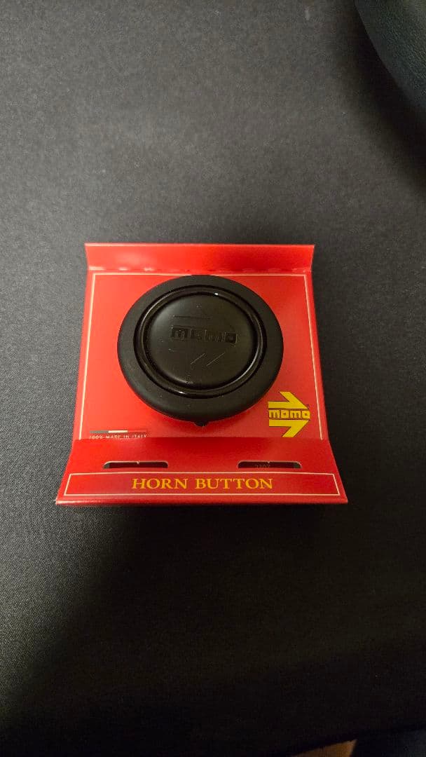 momo ステアリングフルスピード　32.8cm