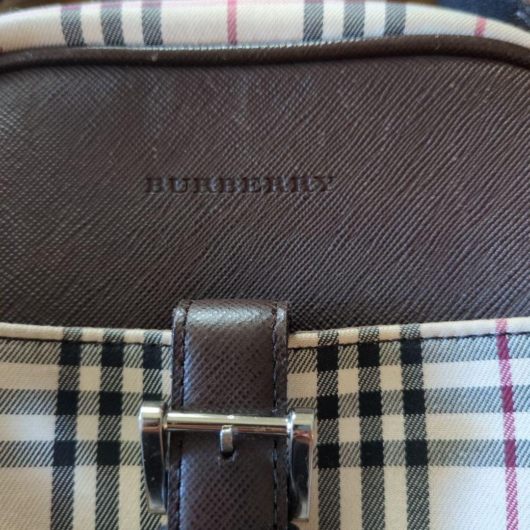 Burberry チェック柄ショルダーバッグ