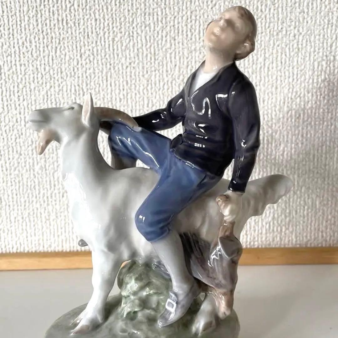 ＊Hans Clodhopper＊1968年＊高さ１８cm・ Cop・