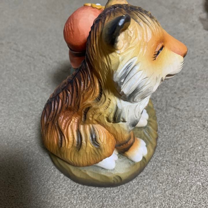 アンリ　ANRI トラ、少女　置物